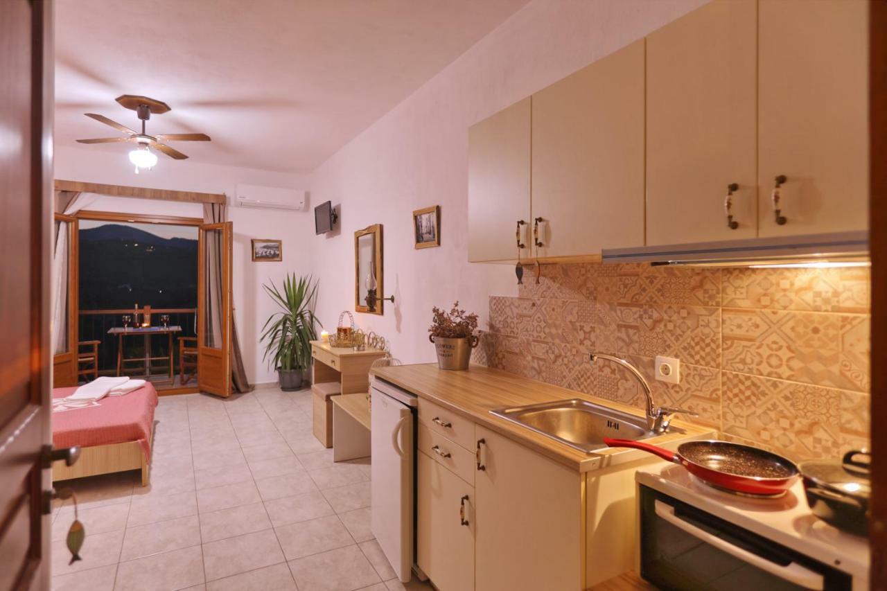 Giasemi Apartments سكوبيلوس تاون المظهر الخارجي الصورة
